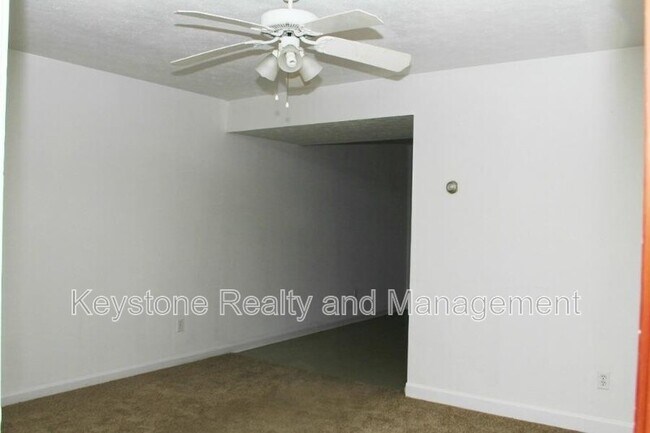 Photo - 1375 Thompsonville Ln