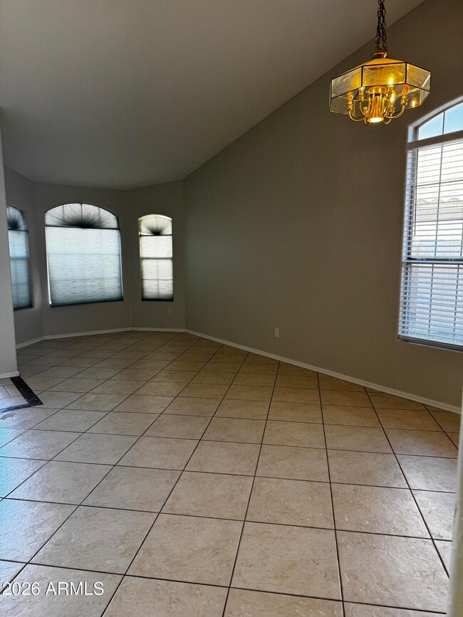 Photo - 1921 W Winchester Way