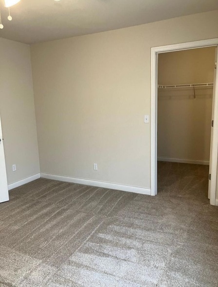 Photo - 1513 Rolling Rock Dr