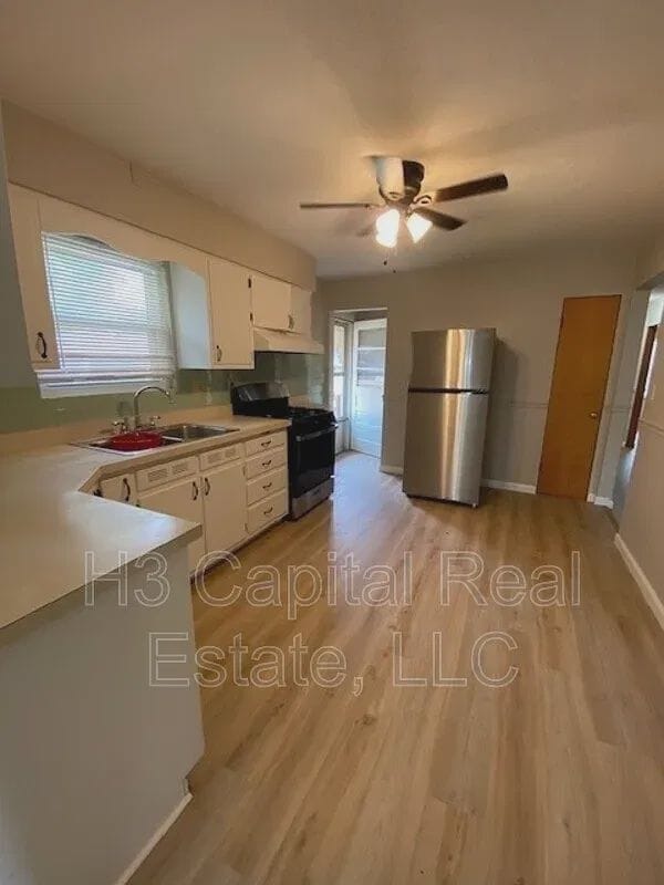 Photo - 2111 Clark Ave