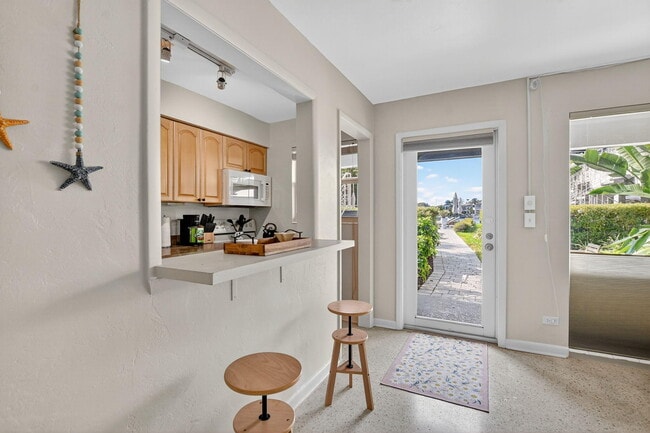 Photo - 414 Seasage Dr Unit 9