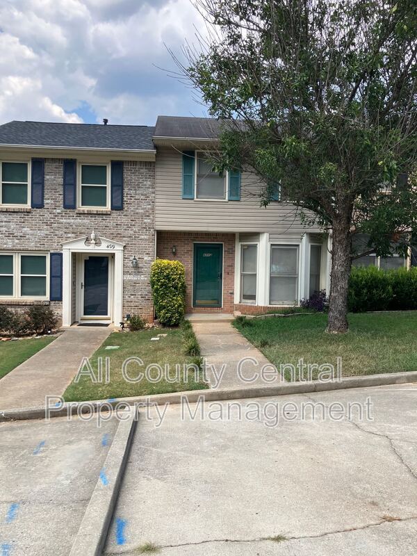Photo - 4717 Cheshire Cir