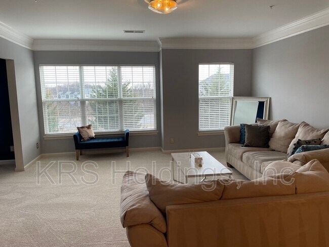 Photo - 15238 Torbay Way