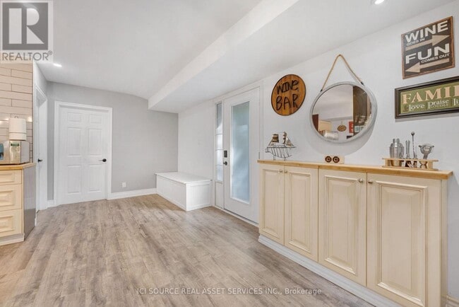 Photo - 3526 Monck Rd