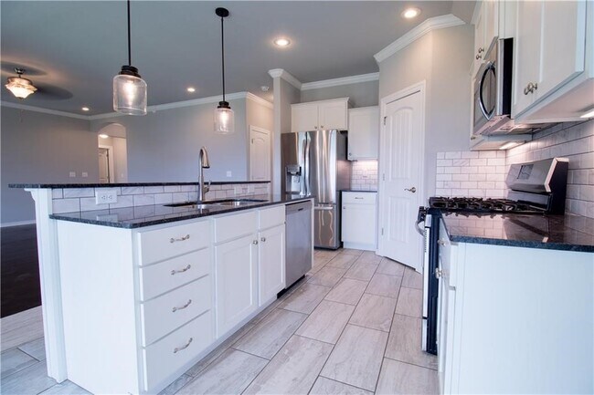 Photo - 1220 Gardenia St