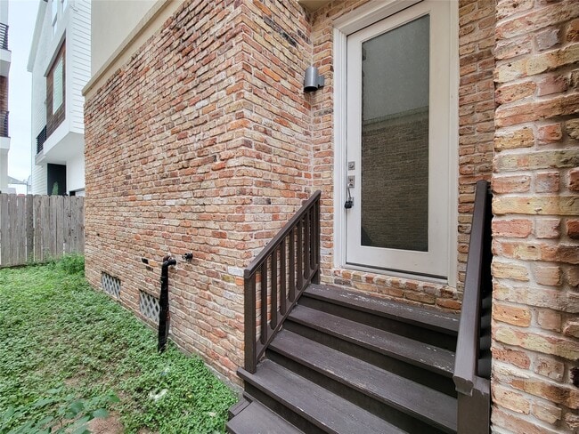 Photo - 5520 Kiam St