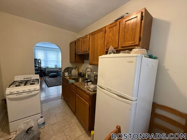 Photo - 349 Pleasant St Unit A2-4