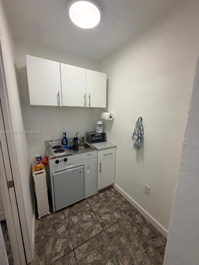 Photo - 201 NE 169th St Unit 1