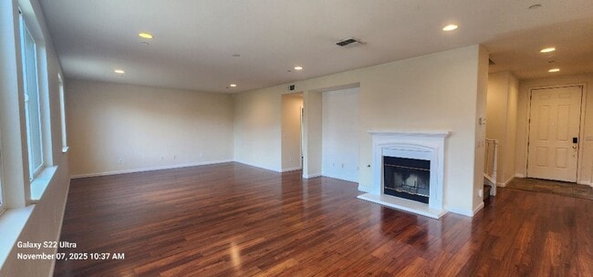 Photo - Welcome to American Canyon!! Beautiful Lar...