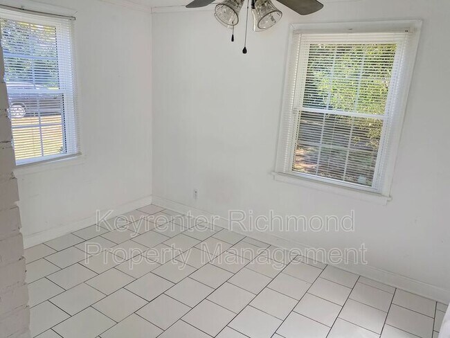 Photo - 2901 Maplewood Rd