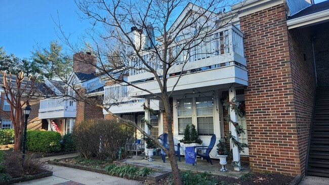 Photo - Tucked Away Condo with Balcony near Shirlington