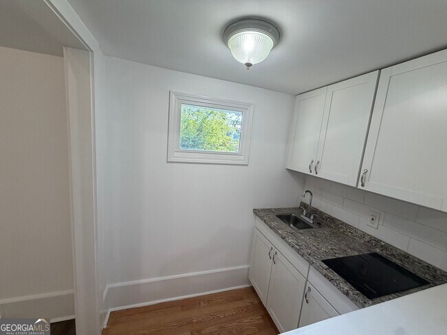 328 Maple St Unit B