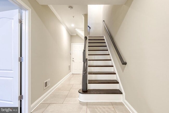 Photo - 3307 Fait Ave