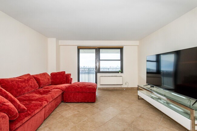 Photo - 7855 John F. Kennedy Blvd Unidad 26E