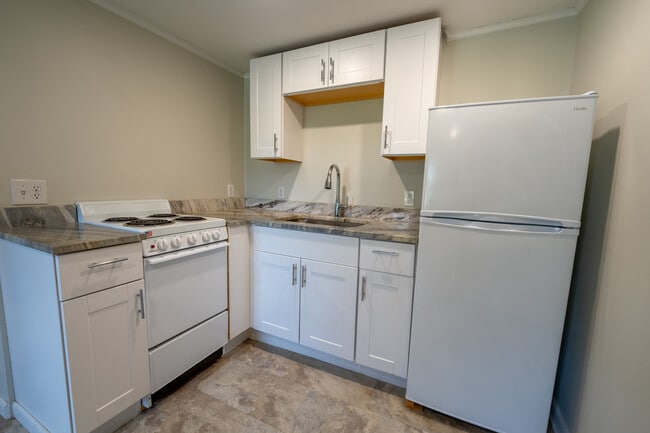 Building Photo - 684 Co Hwy 28 Unit 2a Rental