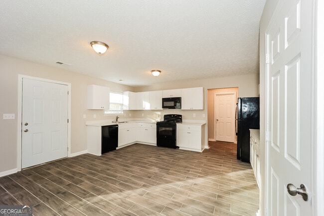 Photo - 5469 Wexford Pass