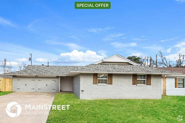 Building Photo - 7429 NW 29th St Rental