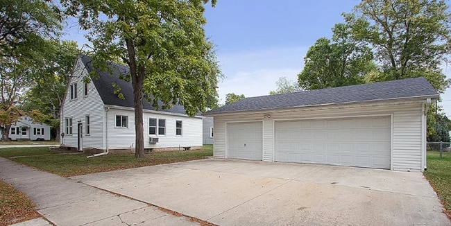 Photo - 973 Hickory Hill Dr