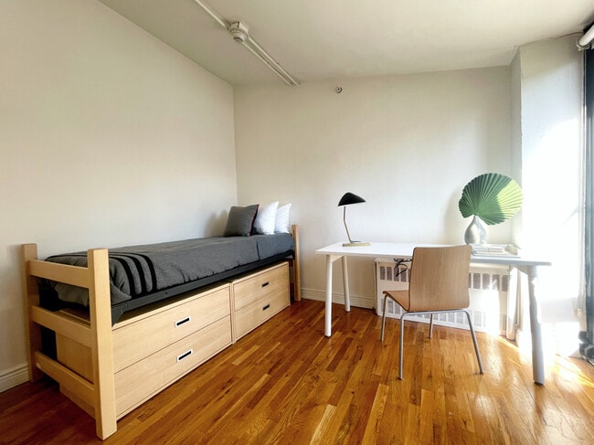 Photo - FOUND Study Upper East Side - Student Housing