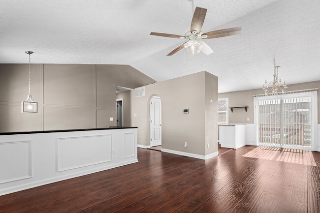 Photo - 6069 Northbend Dr