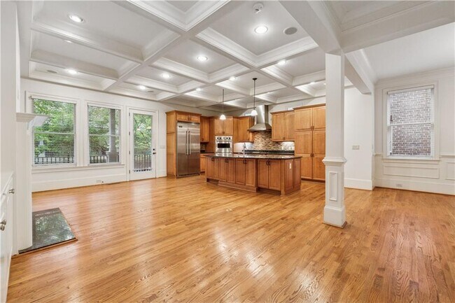 Photo - 1220 State St NW