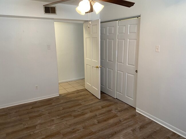 Photo - 140 Oneida St Unidad 1