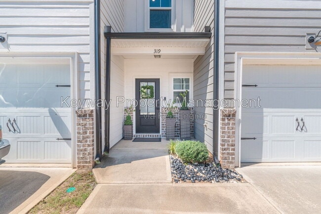 319 Sumac Trail