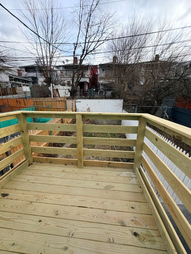 Photo - Beautifully remodeled 5/6 bedroom townhouse