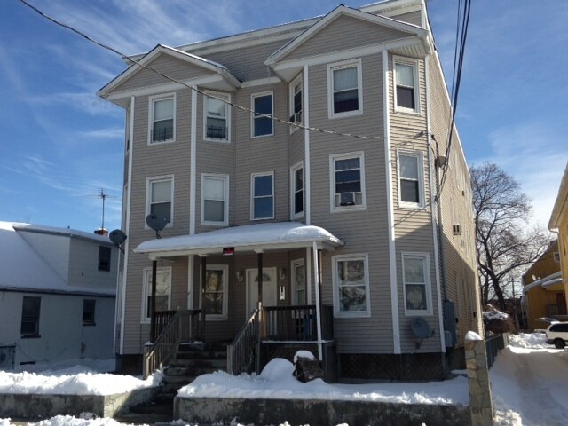 Primary Photo - 31 High St Apartments