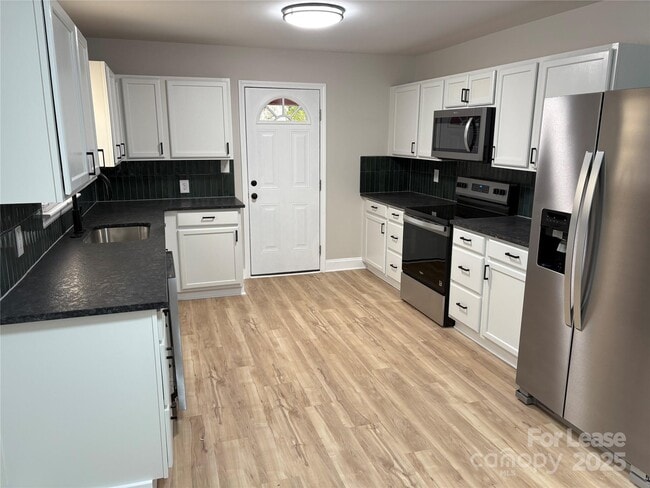 Photo - 1222 Long Shoals Rd