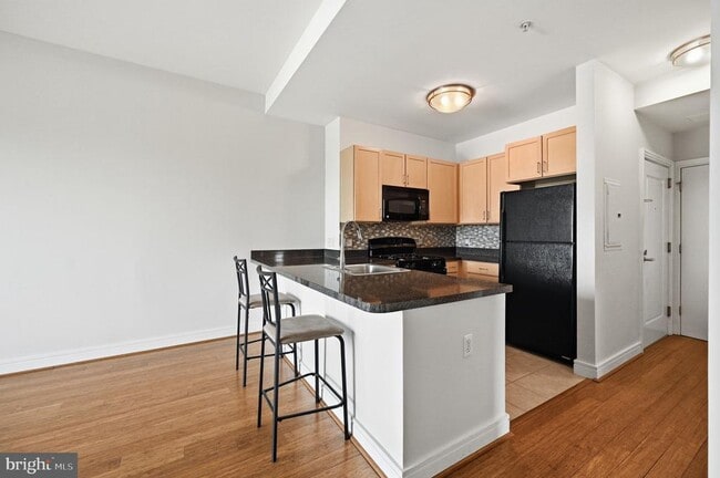 Photo - 800 4th St SW Unit S821