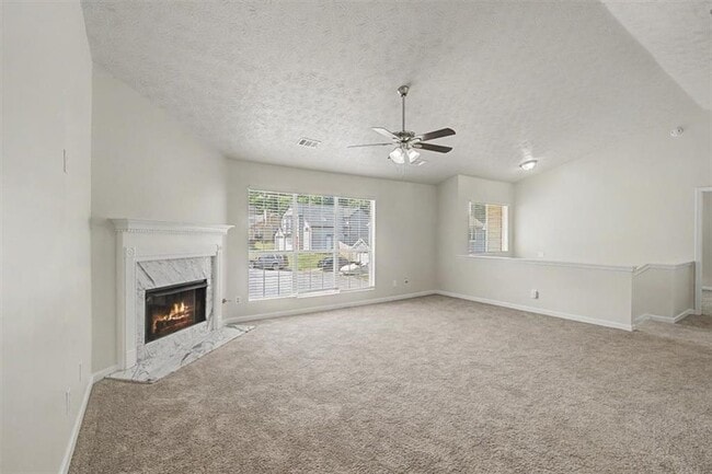 Photo - 488 Barclay Ct