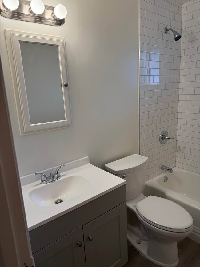 Photo - 2024 S Mill Ave Unidad 3