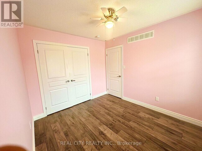 Photo - 8 Beechener St