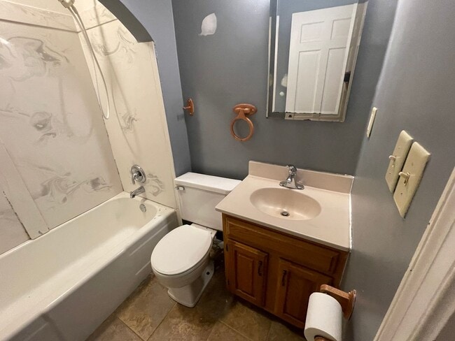 Photo - Beechwold Clintonville Area Single Family House with Fenced Yard and Garage