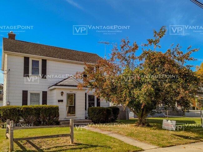 Photo - 1014 Menasha Ave House