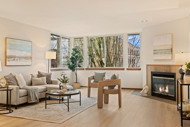 Photo - Embassy Condominiums - North Capitol Hill Unit 227