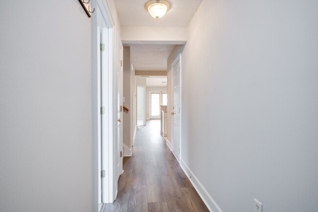 Photo - 313 Whitney Pl