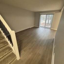 Photo - 499 Albert St Unit 8