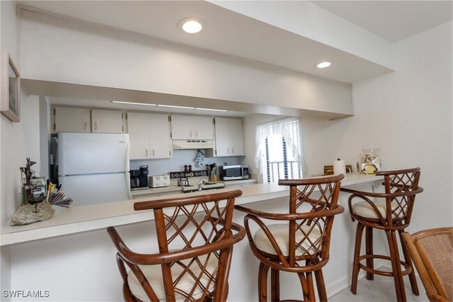 Photo - 25810 Hickory Blvd Unidad 505
