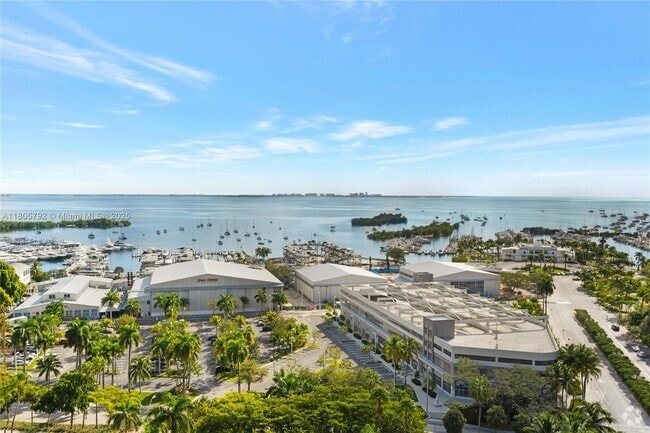 Building Photo - 2669 S Bayshore Dr Unit 1403N Rental