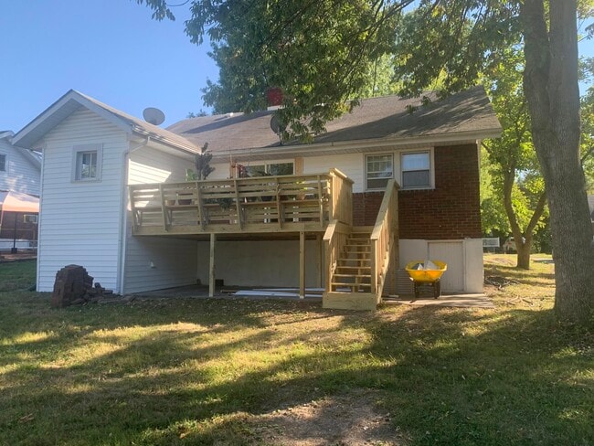 Photo - 1109 Sunset Ln