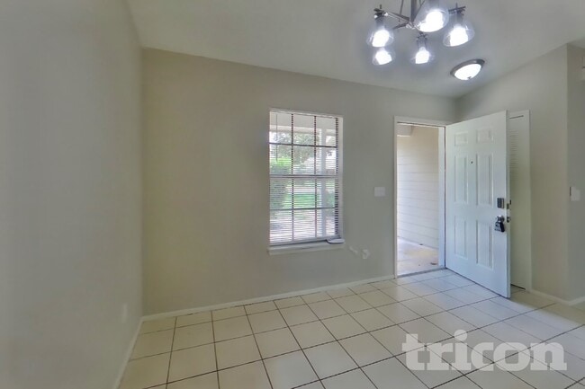 Photo - 8008 Windy Hill Way