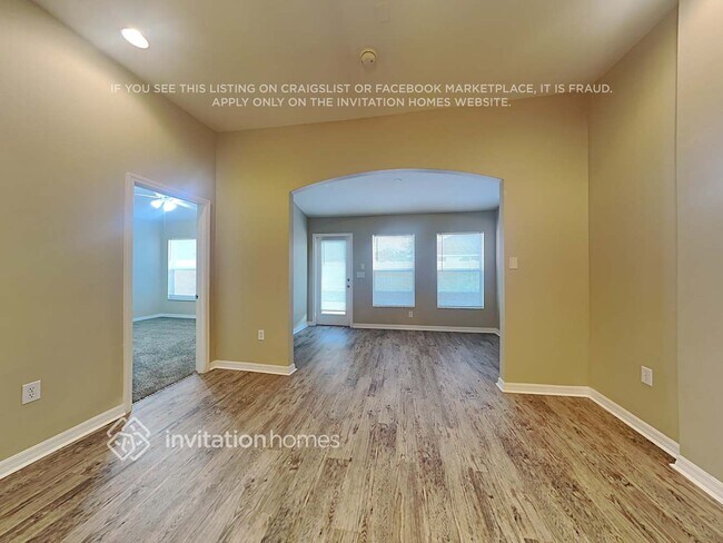 Photo - 1807 Raven Glen Dr