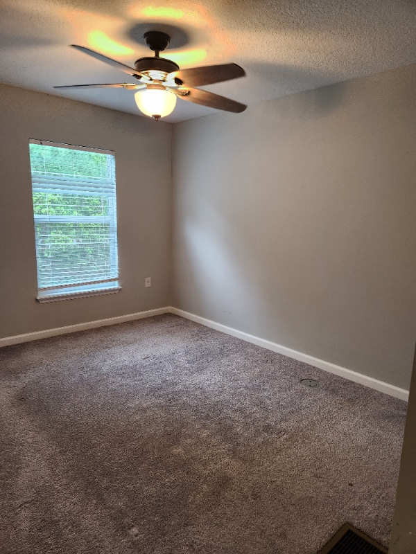 11826 Lake Bend Cir Townhome For Rent in Jacksonville, FL