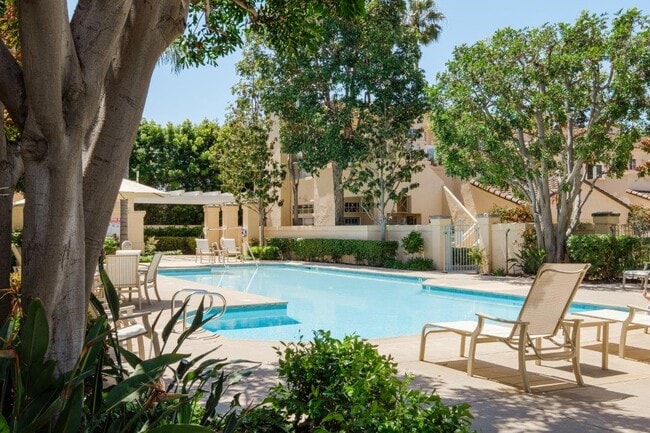 Photo - Bel Mondo Condos