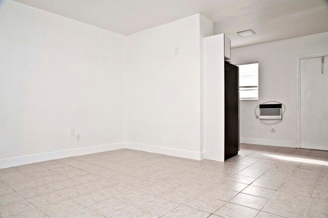 Photo - 2306 Fillmore St Unidad #7