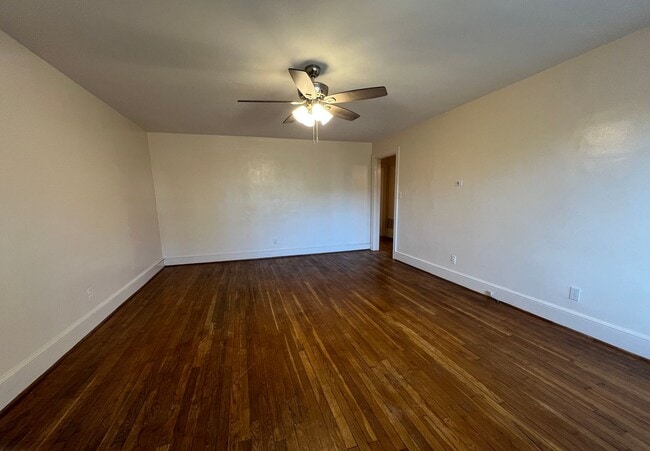 Photo - 308 Fifth Street-Triplex Unidad B