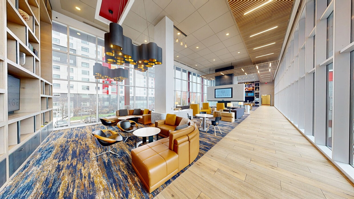 Photo - Vantage Apartments