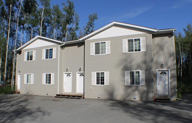 Building Photo - 2875 S Donovan Dr Unit 4